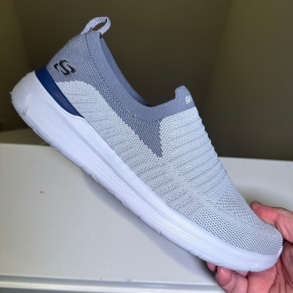 SKETCHERS - Slip On Classic Fit Air Cooled - Men’s Size 8 - Picture 5 of 12